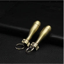 Load image into Gallery viewer, KEYCHAIN FLINT FIRE STARTER